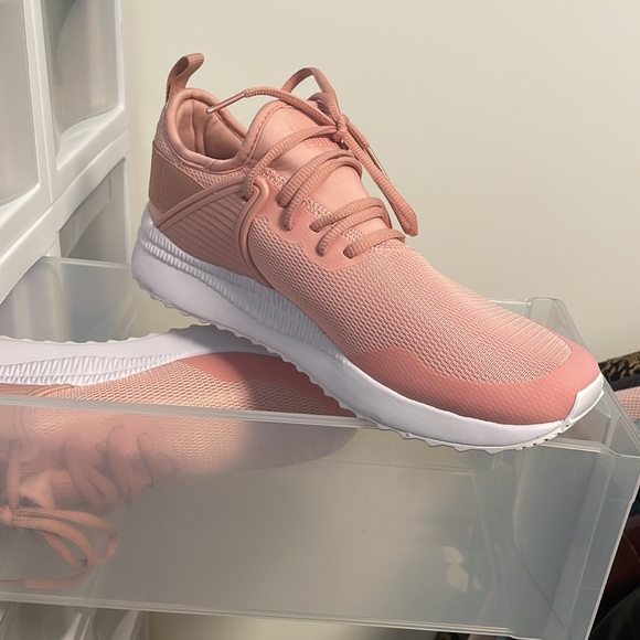 Puma Sneakers - Picture 3 of 4